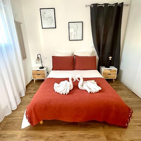 Apartamento Le Pouticaire Salinelles Exterior foto